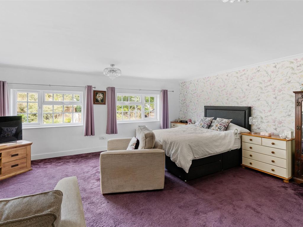 5 bed detached house for sale in Cromer Road, Overstrand, Cromer NR27, £995,000