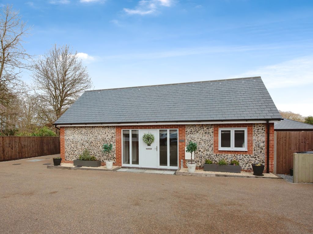 2 bed detached bungalow for sale in Bury Road, Bury St. Edmunds IP30, £440,000