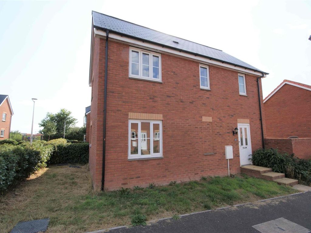 3 bed semi-detached house to rent in Mead Cross, Cranbrook, Exeter, Devon EX5, £1,300 pcm