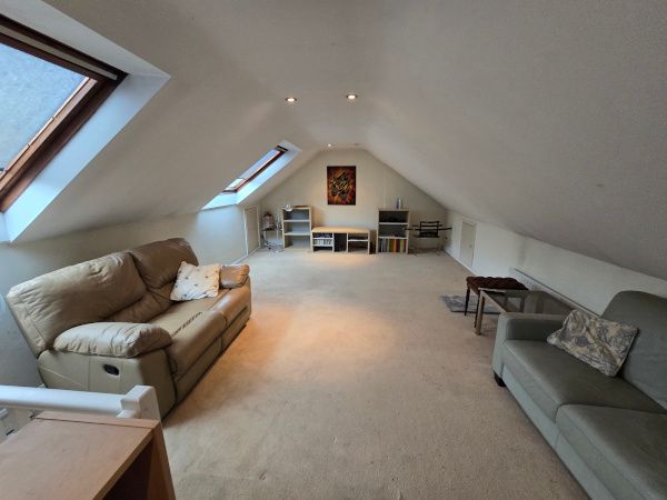 3 bed maisonette for sale in Abercorn Road, Mill Hill NW7, £520,000