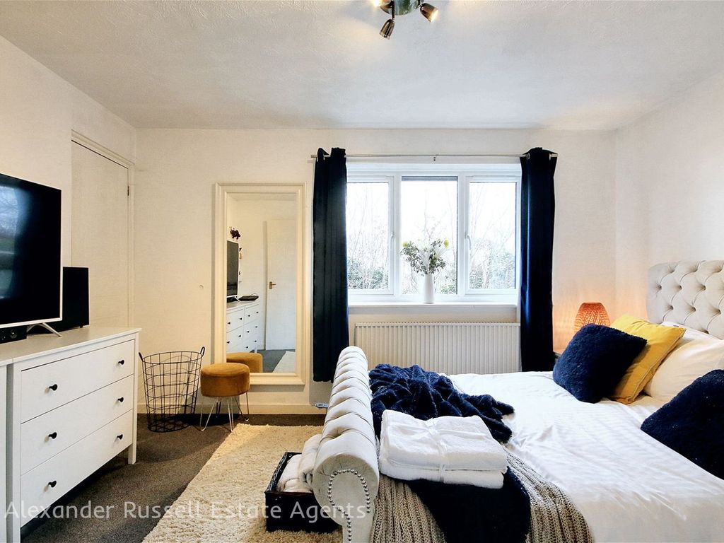 1 bed flat for sale in Brandon Way, Birchington CT7, £152,000