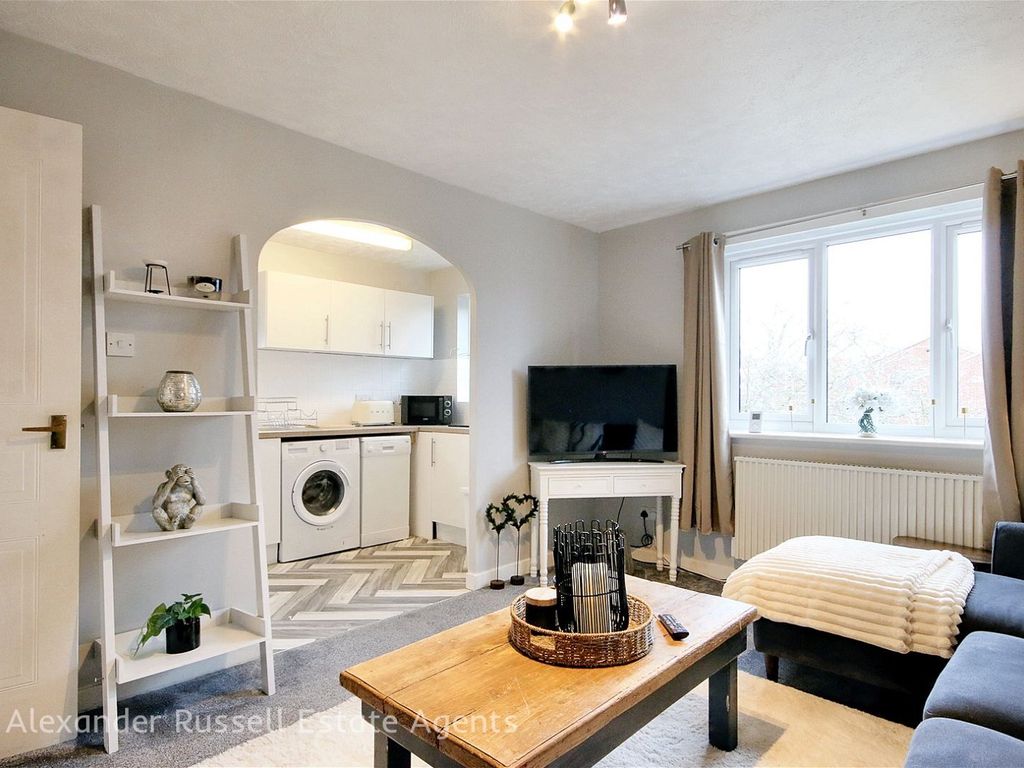1 bed flat for sale in Brandon Way, Birchington CT7, £152,000