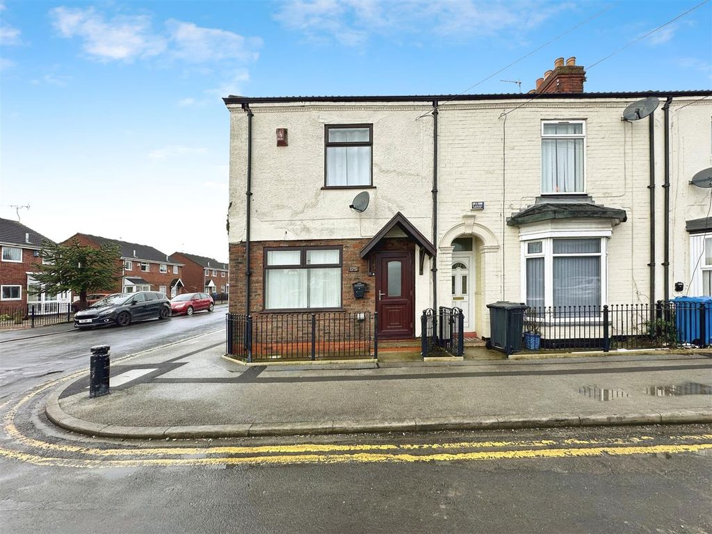 2 bed end terrace house for sale in Estcourt Street, Hull HU9, £99,950