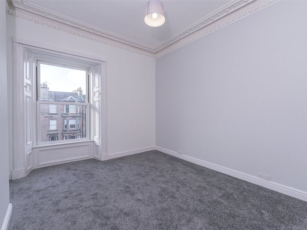 2 bed flat for sale in Hillside Street, Edinburgh EH7, £275,000
