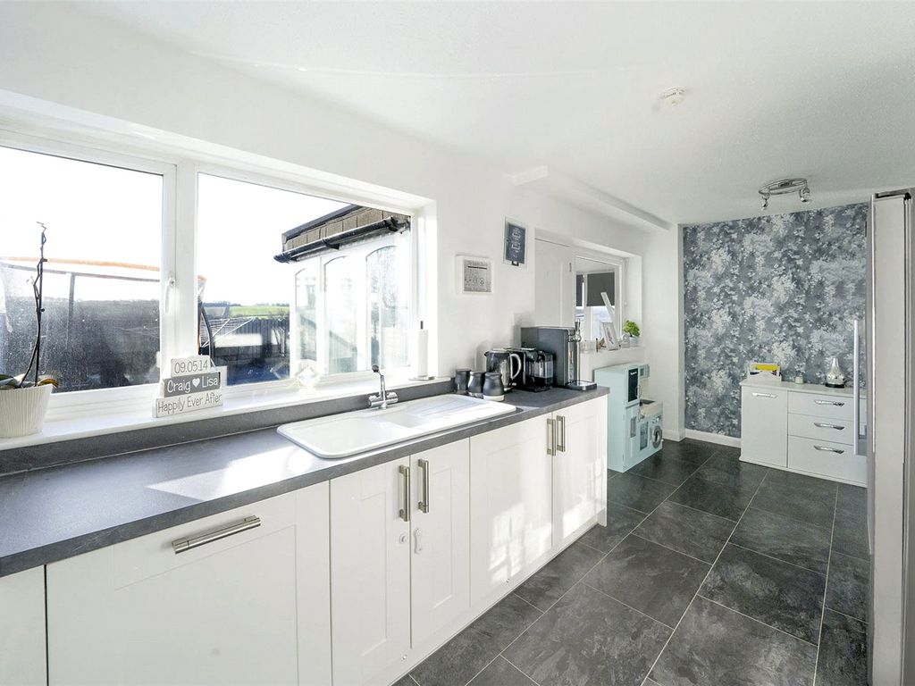 3 bed semi-detached house for sale in Craigton Crescent, Alva FK12, £180,000