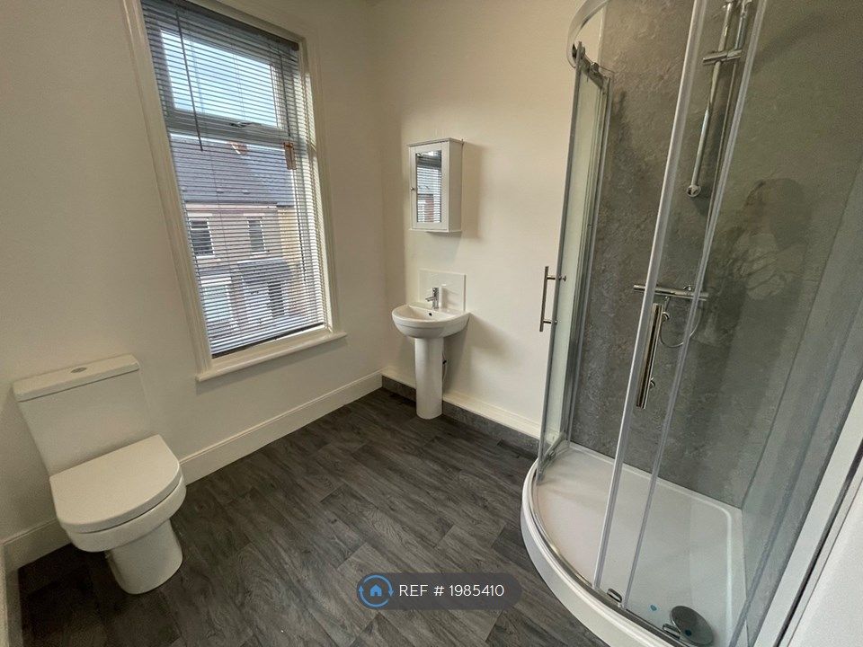 Room to rent in Marlborough Street North, South Shields NE33, £595 pcm