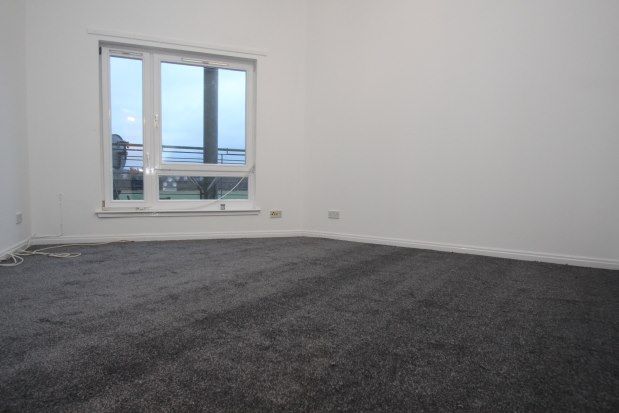 2 bed flat to rent in Cooperage Quay, Stirling FK8, £995 pcm