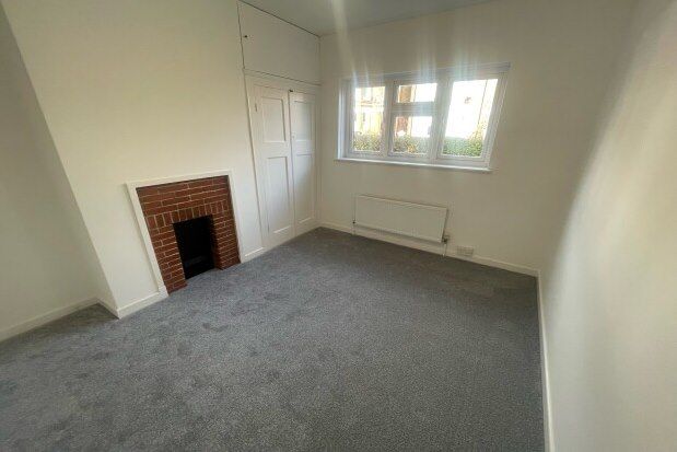 3 bed flat to rent in Ellington Road, Ramsgate CT11, £1,500 pcm