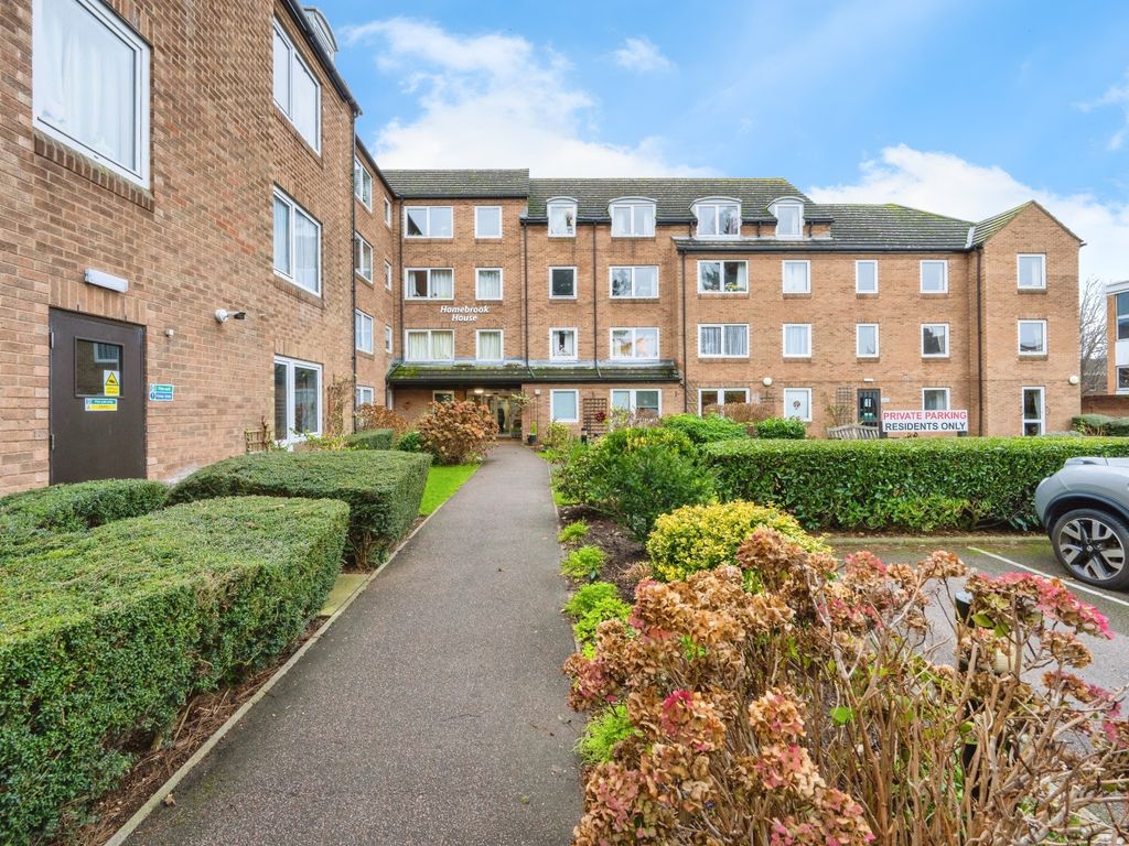 1 bed flat for sale in Cardington Road, Bedford, Bedfordshire MK42, £65,000