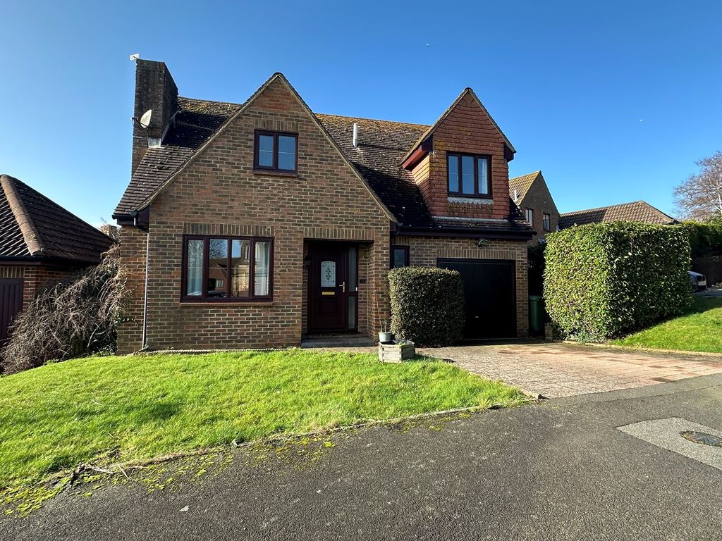 3 bed detached house for sale in Byworth Close, Bexhill-On-Sea TN39, £475,000