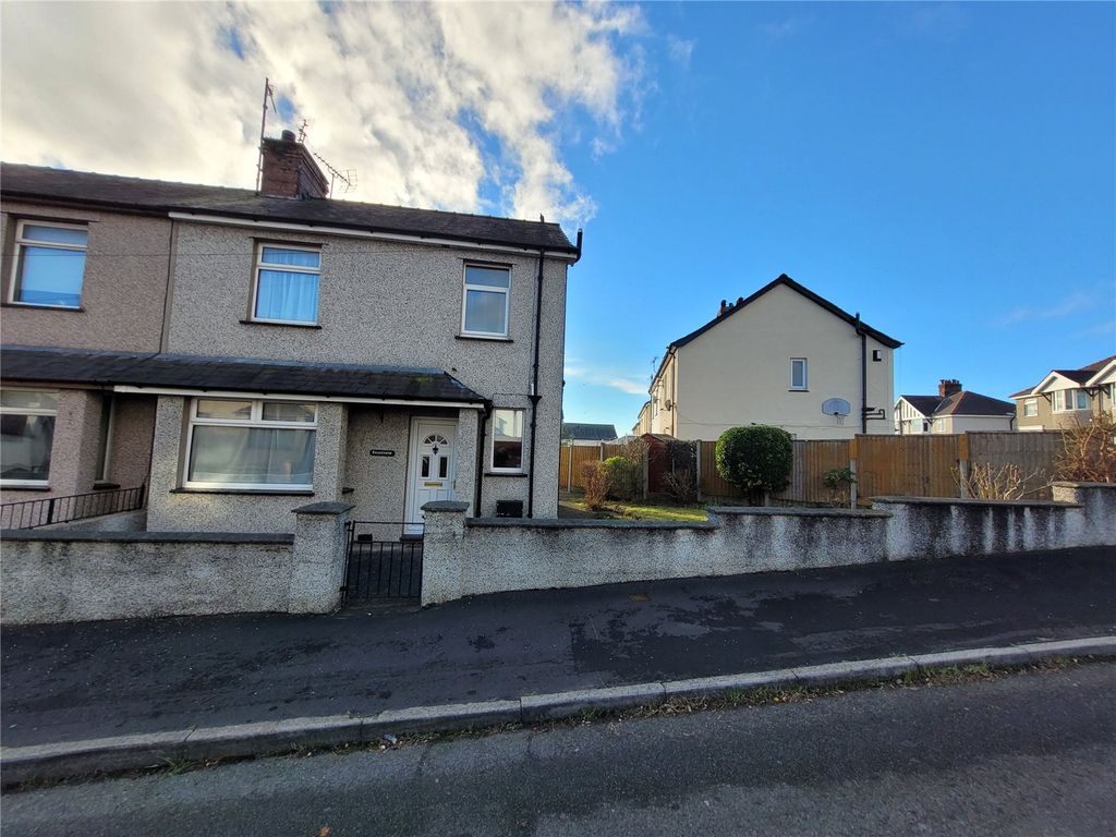 3 bed semi-detached house for sale in Y Glyn, Caernarfon, Gwynedd LL55, £170,000