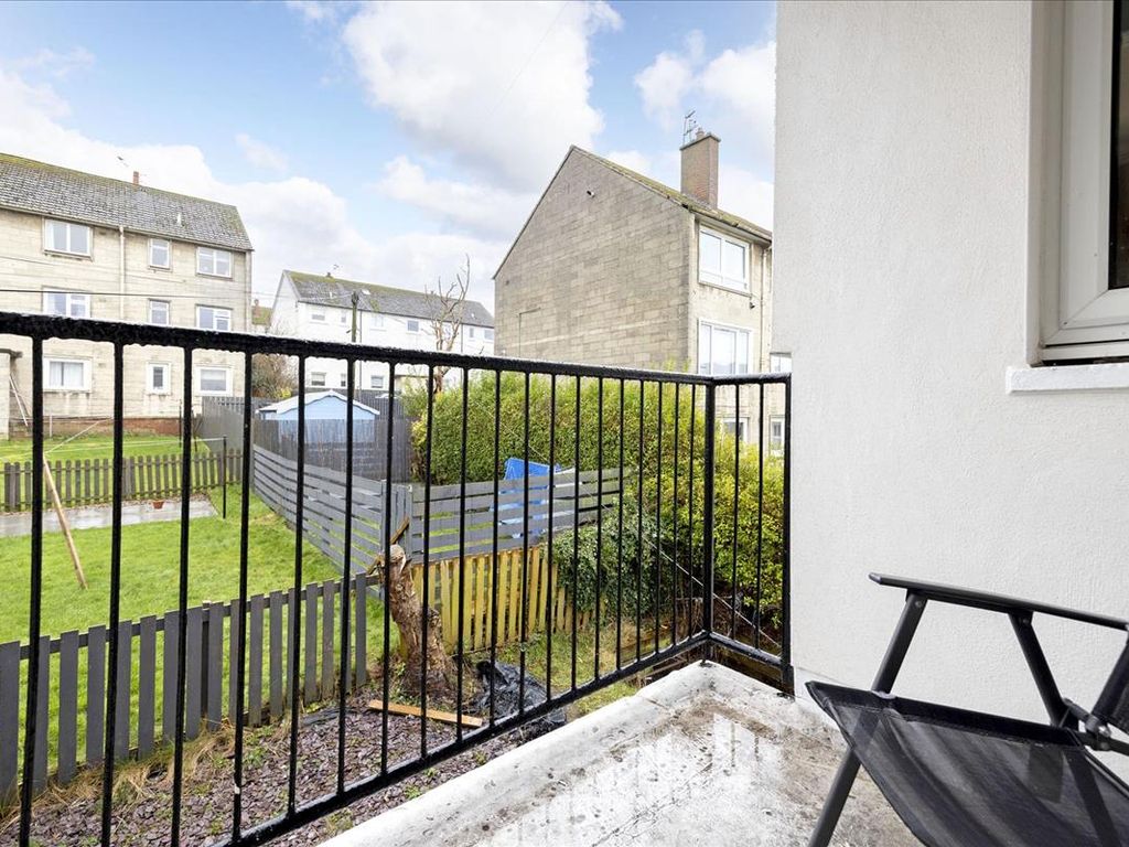 2 bed flat for sale in 9 Flat 4 Oxgangs Farm Drive, Edinburgh EH13, £160,000