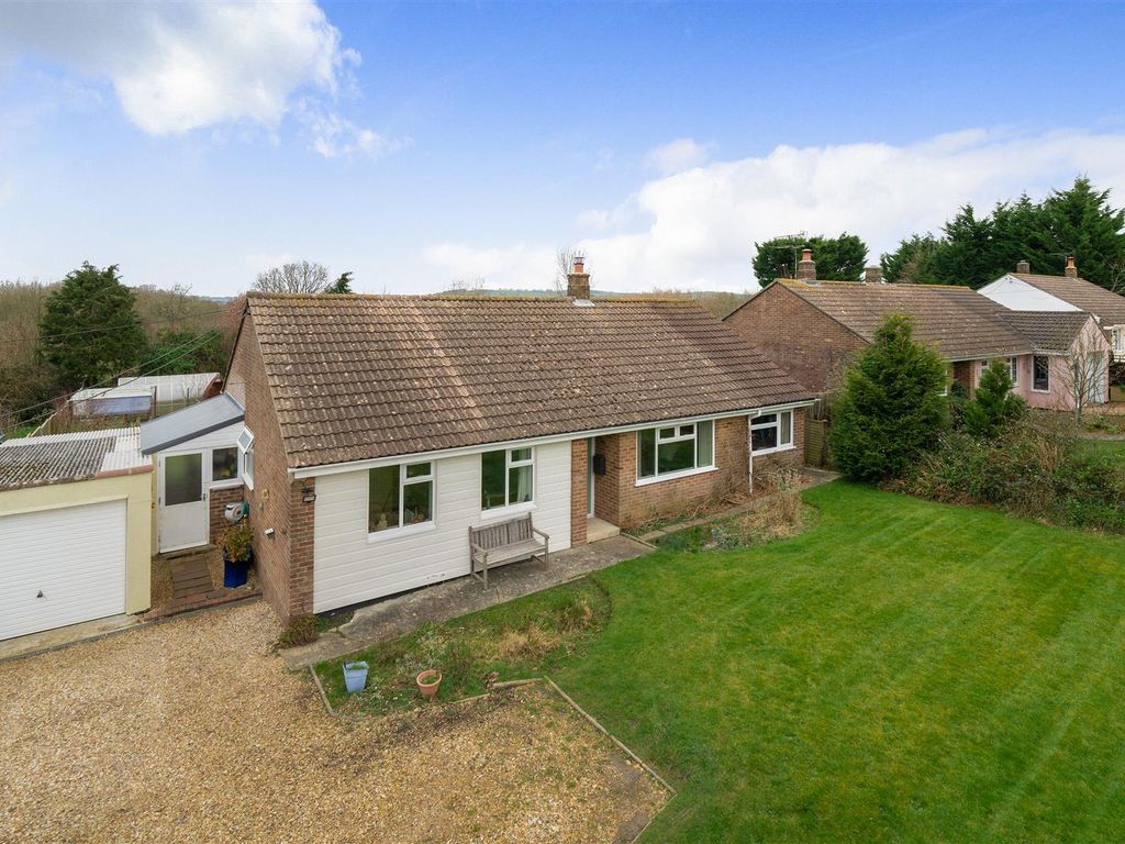 4 bed detached bungalow for sale in Chetnole Road, Leigh, Sherborne DT9, £489,950