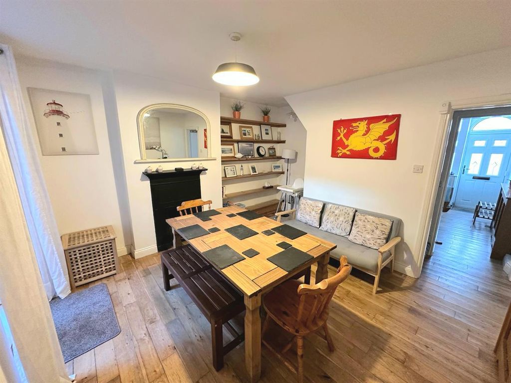 3 bed terraced house for sale in Albert Terrace, Portland DT5, £285,000