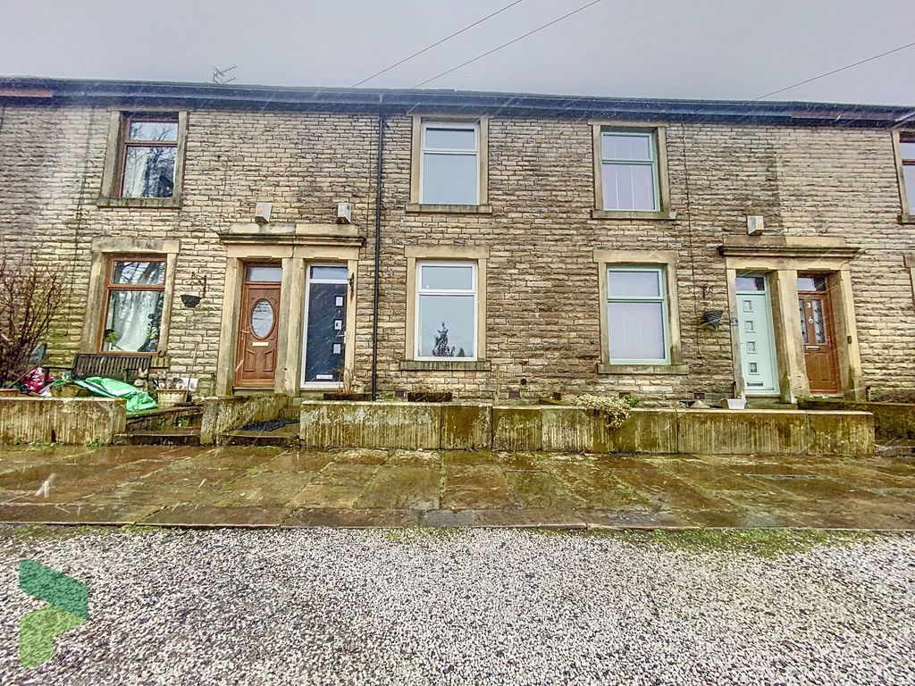 2 bed terraced house for sale in Cranfield View, Darwen BB3, £145,000