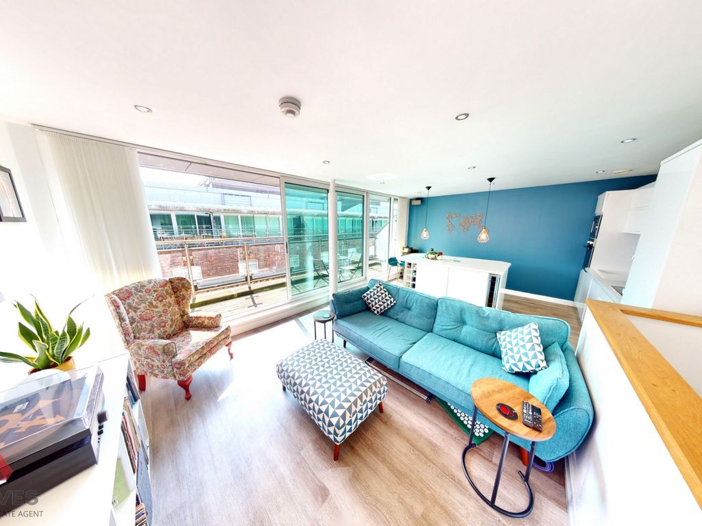2 bed flat for sale in Old Hall Street, Liverpool L3, £210,000