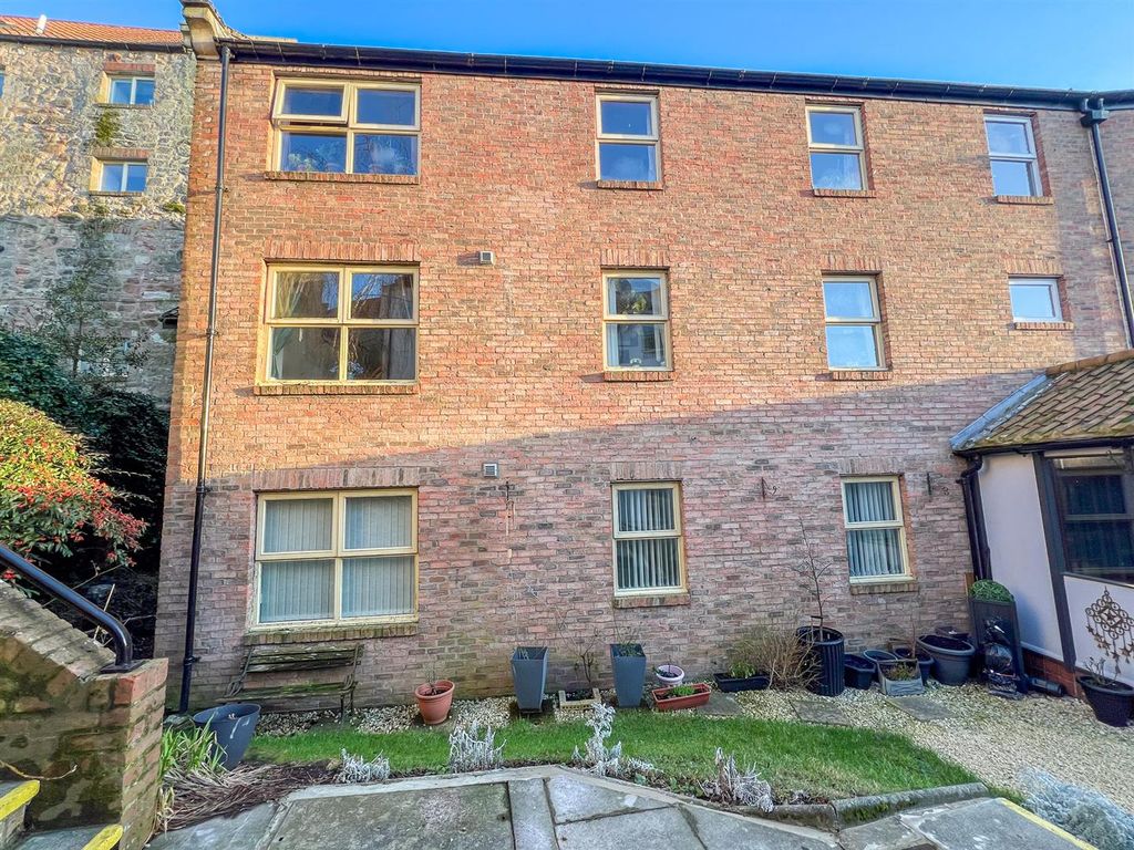 2 bed flat for sale in Easter Wynd, Berwick-Upon-Tweed TD15, £50,000