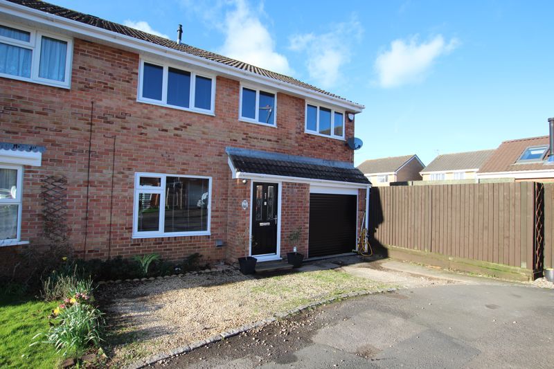 4 bed semi-detached house for sale in Coombes Way, Oldland Common, Bristol BS30, £450,000