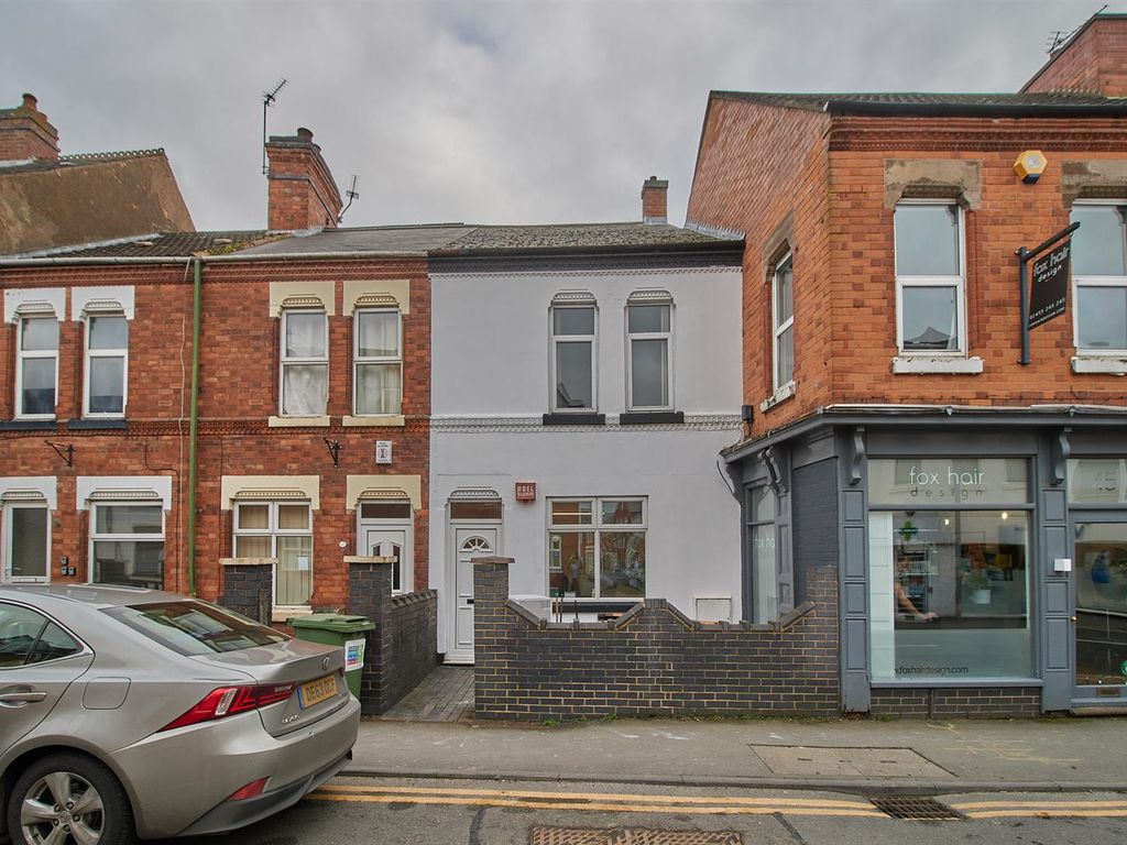 2 bed terraced house for sale in High Street, Barwell, Leicester LE9, £175,000
