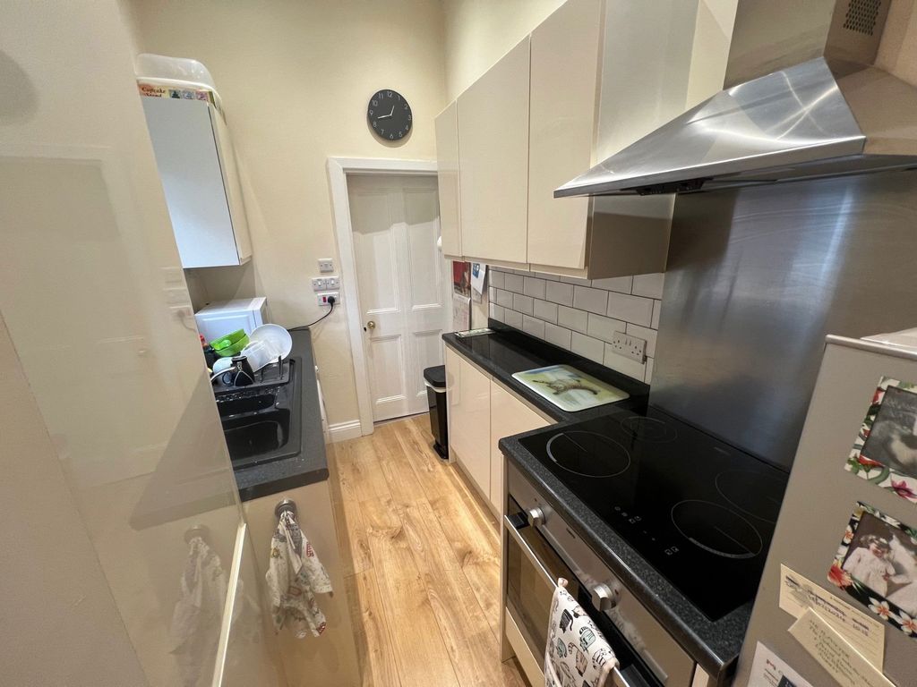 2 bed flat for sale in North King Street, North Shields NE30, £125,000