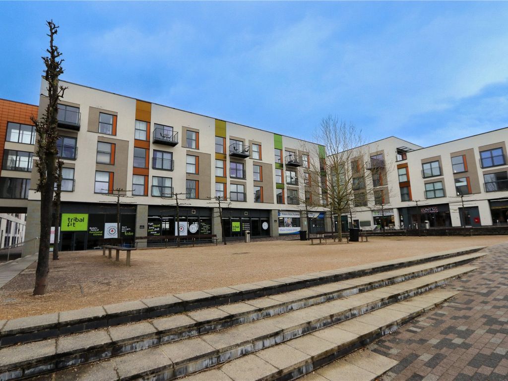 2 bed flat to rent in The Square, Long Down Avenue, Bristol BS16, £1,500 pcm