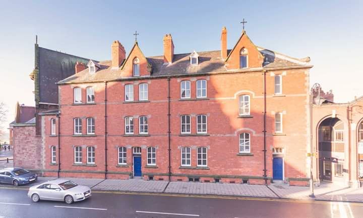 1 bed flat to rent in Grosvenor Street, Chester CH1, £1,200 pcm