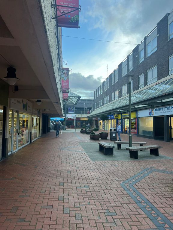 Retail premises to let in 9A Graham Way, St Tydfil Square Shopping Centre, Merthyr Tydfil CF47, £32,500 pa