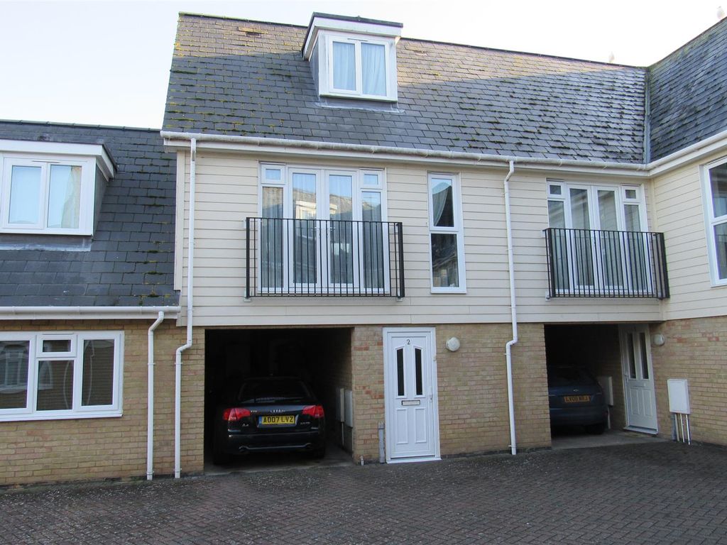 2 bed property to rent in Willow Mews, Lower Herne Road, Herne Bay CT6, £925 pcm