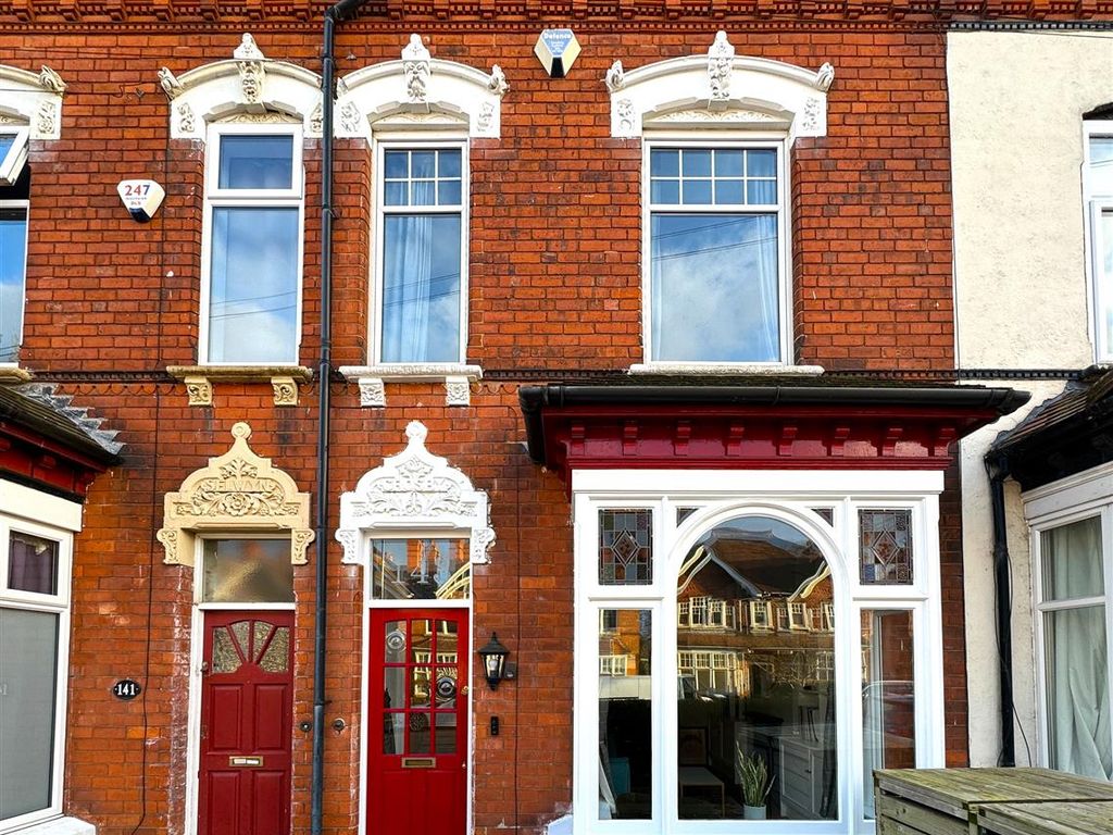 4 bed terraced house for sale in Mary Vale Road, Bournville, Birmingham B30, £439,950