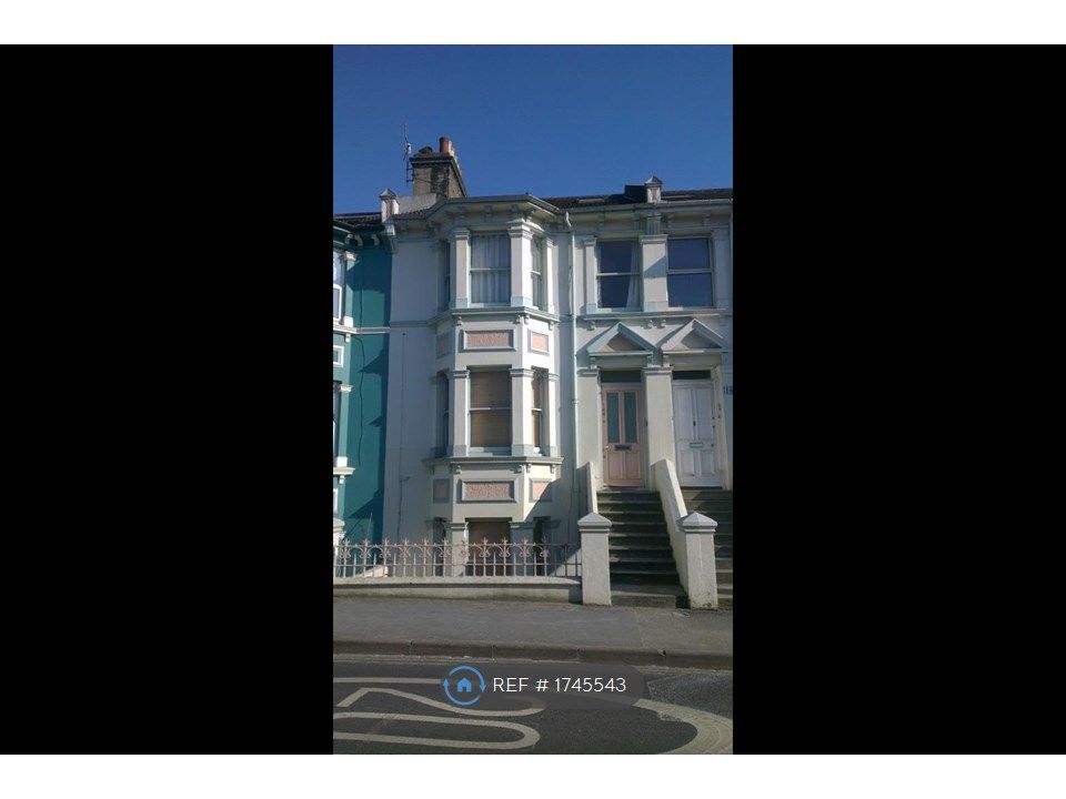 Room to rent in Queen's Park Road, Brighton BN2, £650 pcm