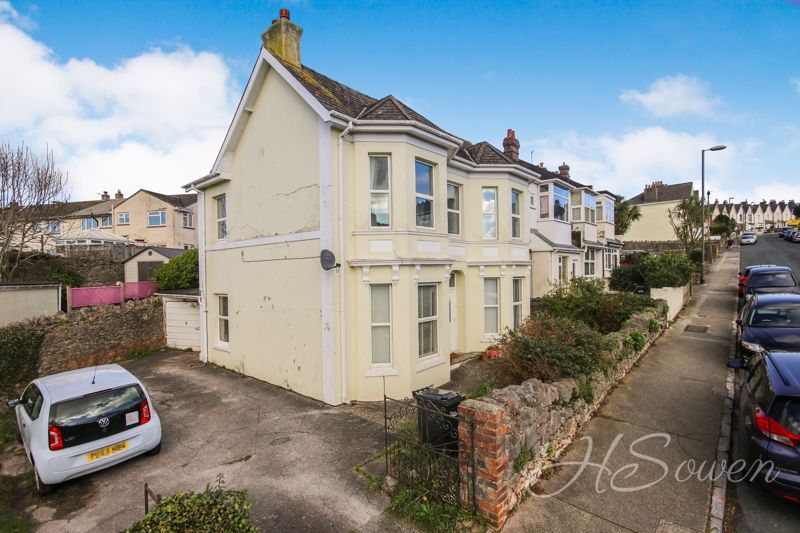 2 bed flat for sale in Forest Road, Torquay TQ1, £170,000