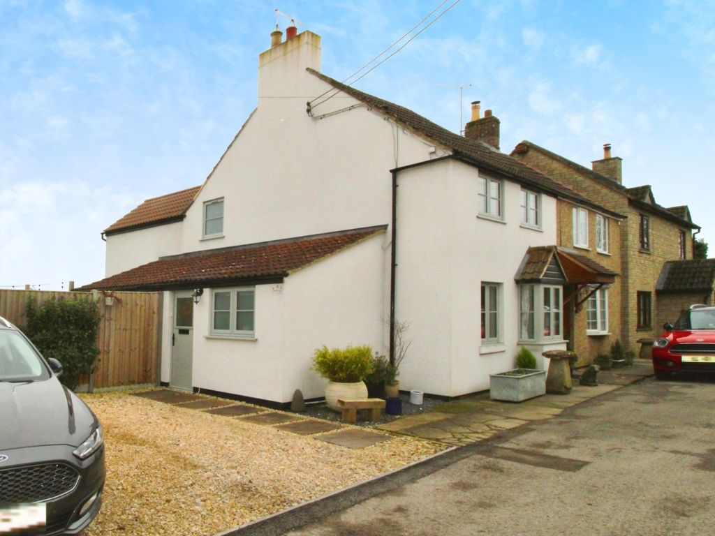 3 bed semi-detached house for sale in Spital Lane, Cricklade, Swindon SN6, £425,000