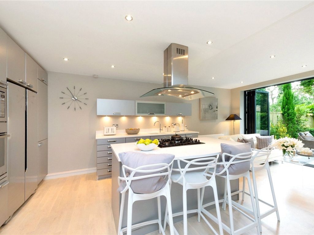 3 bed end terrace house for sale in Bedells Lane, Wilmslow, Cheshire SK9, £600,000