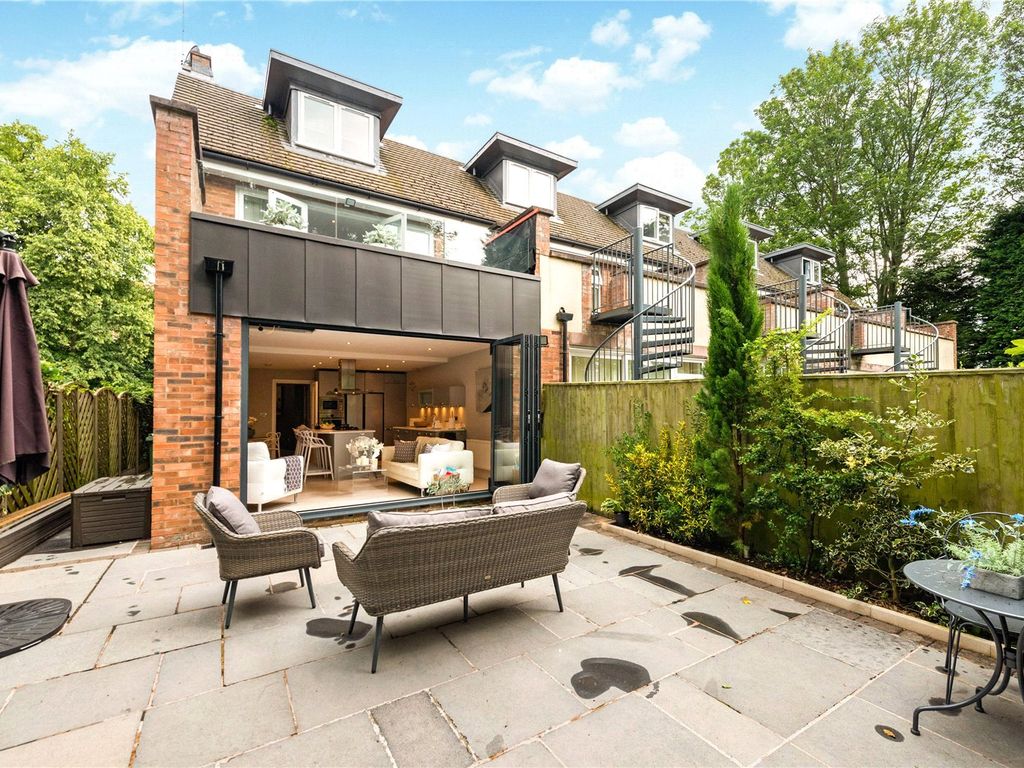 3 bed end terrace house for sale in Bedells Lane, Wilmslow, Cheshire SK9, £600,000