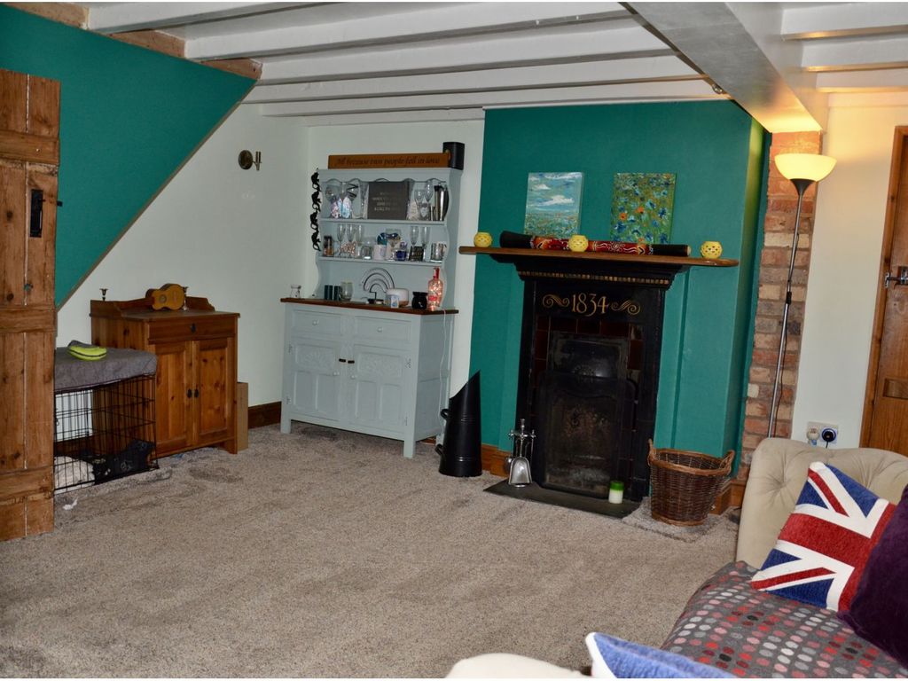 3 bed semi-detached house for sale in Berridges Lane, Lutterworth LE17, £400,000