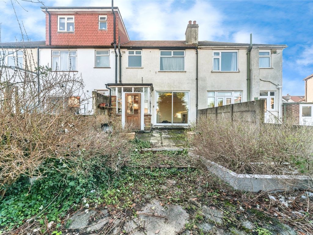 3 bed terraced house for sale in Cranborne Avenue, Surbiton KT6, £475,000