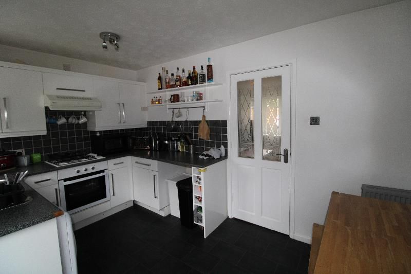 2 bed terraced house to rent in Hulland Place, Brierley Hill DY5, £850 pcm