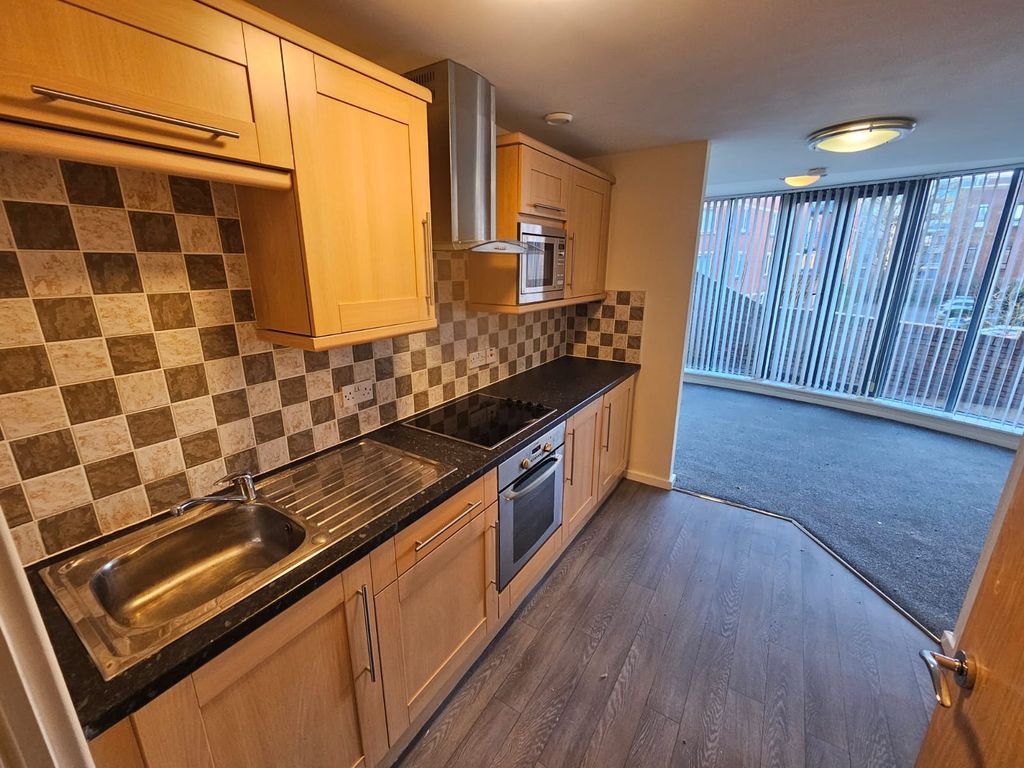 1 bed flat to rent in Finney Court, Claypath, Durham, Durham DH1, £950 pcm