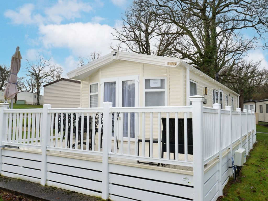 2 bed mobile/park home for sale in The Spinney, Bashley Park, Sway Road, New Milton BH25, £39,950
