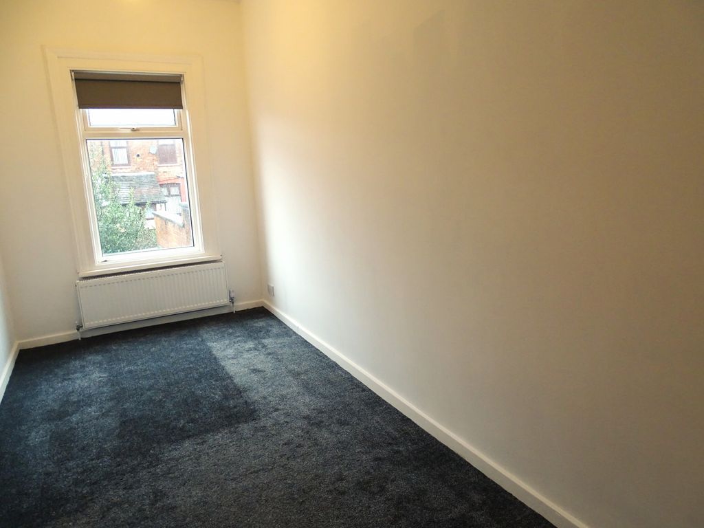 3 bed terraced house to rent in Barnsley Street, Wigan WN6, £800 pcm