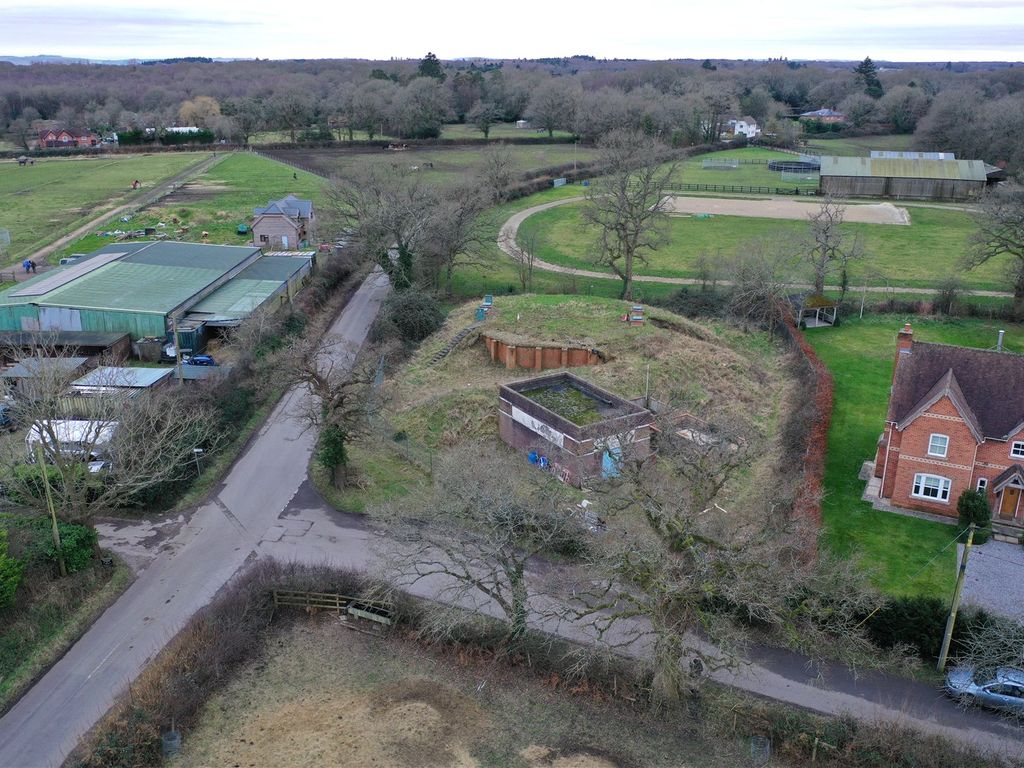 Land for sale in Bishops Road, Tutts Clump RG7, £700,000