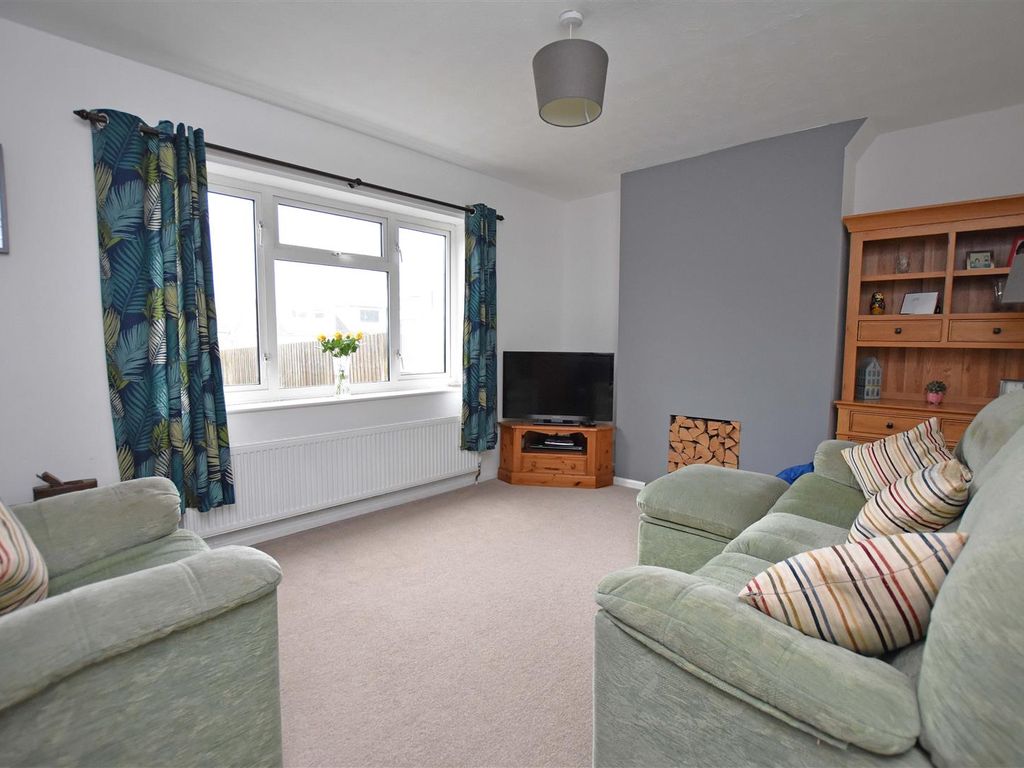 3 bed terraced house for sale in Holcombe Close, Bathampton, Bath BA2, £465,000