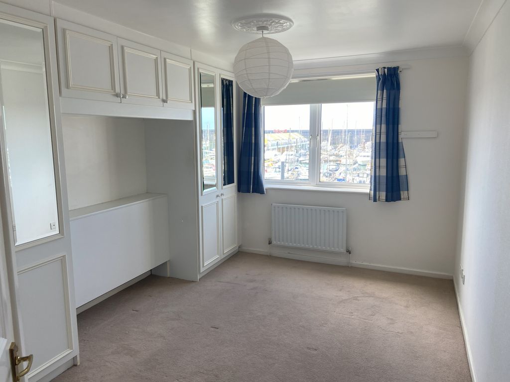 2 bed flat to rent in The Strand, Brighton Marina Village, Brighton BN2, £1,500 pcm