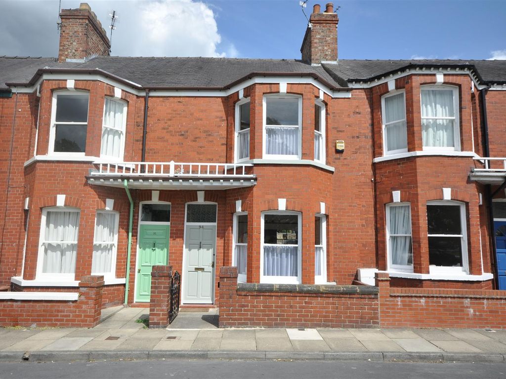 2 bed property to rent in Knavesmire Crescent, York YO23, £1,200 pcm