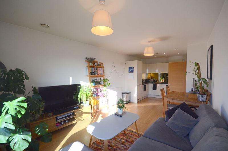 1 bed flat for sale in Madeira Road, Bournemouth BH1, £195,000