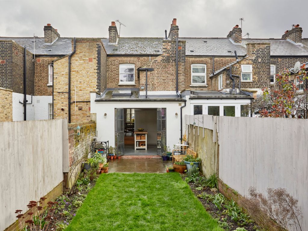 2 bed terraced house for sale in Pelton Road, London SE10, £825,000