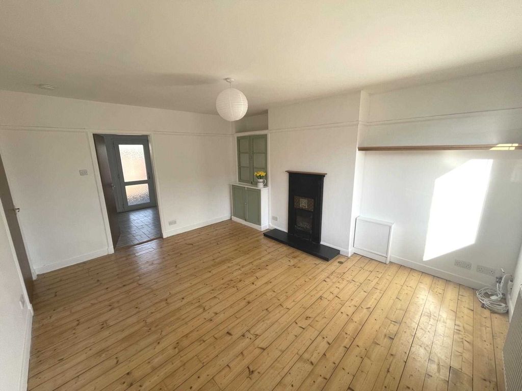 3 bed cottage to rent in Lobnitz Avenue, Renfrew PA4, £950 pcm