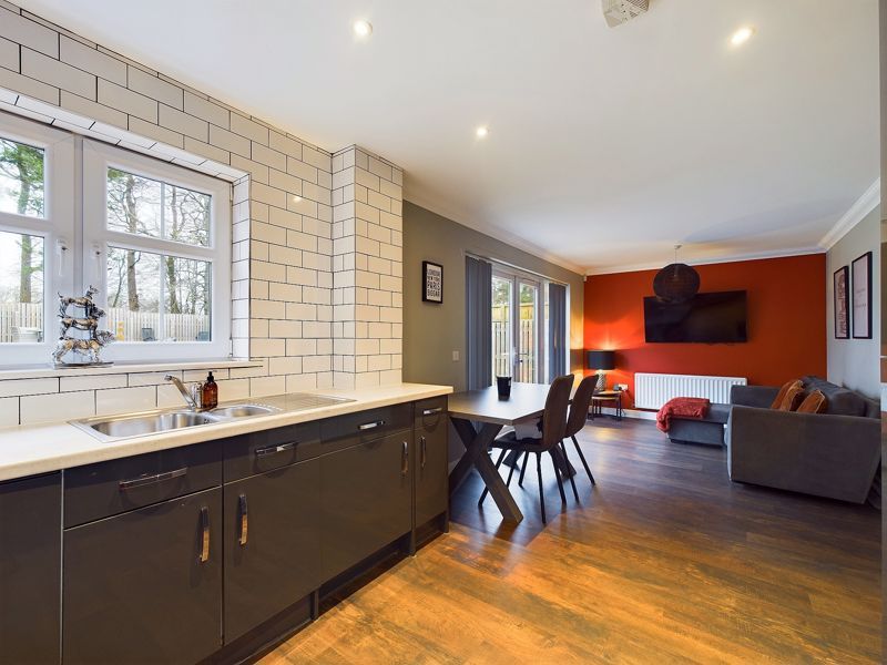 4 bed detached house for sale in Elphinstone Crescent, Biggar ML12, £340,000