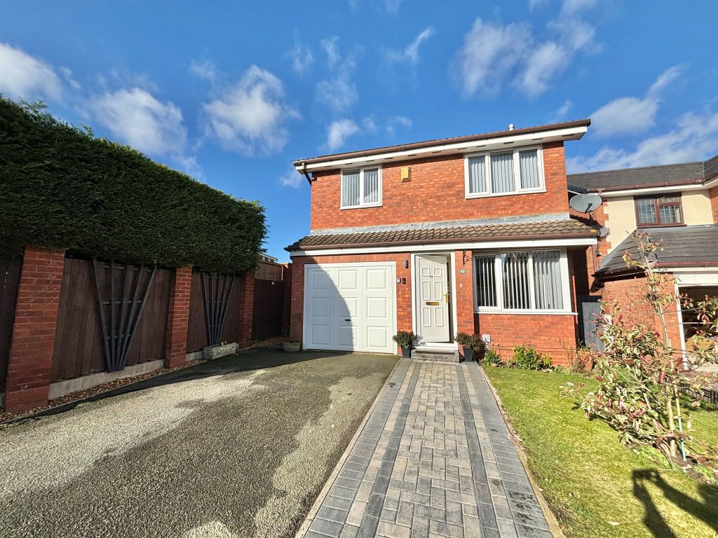 3 bed detached house for sale in Coppice Green, Elton, Chester CH2, £279,950