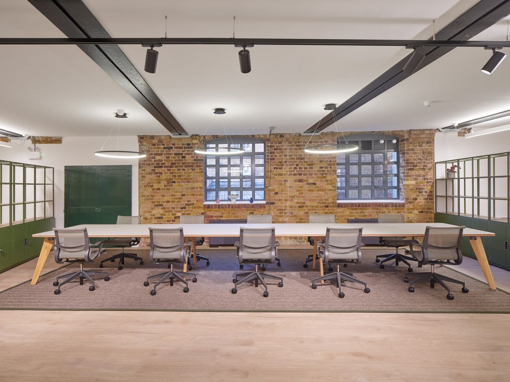Office to let in Valentine Place, London SE1, £191,959 pa